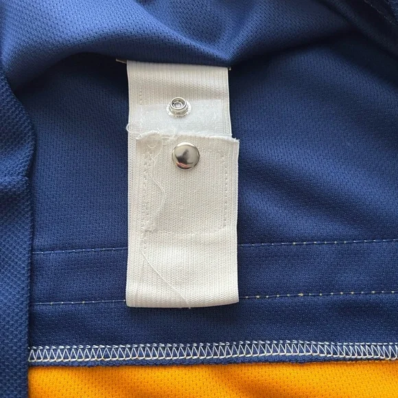 CCM Buffalo Sabres Gilbert Perreault Hockey Jersey French Connection - Picture 5 of 16